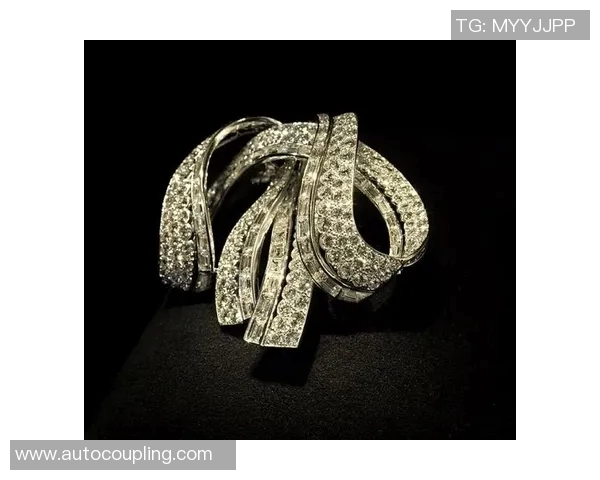 珠宝的艺术与传承：探索璀璨宝石背后的历史与文化魅力